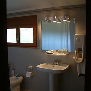 Habitación con 2 Camas Individuales